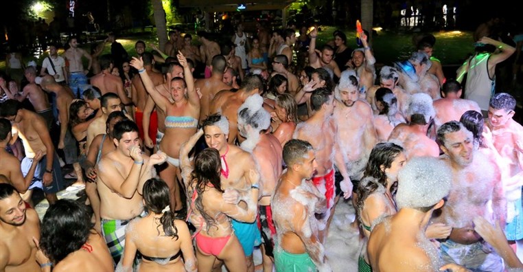 Lebanon Largest FOAM Party 3 (2)